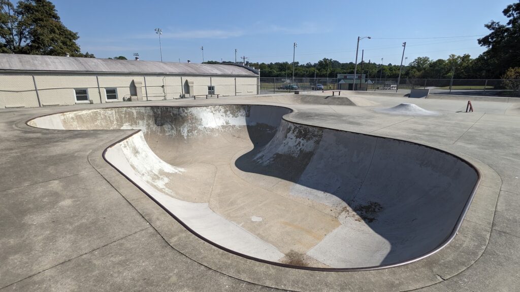 Fred Deadman Skatepark © Curtis Everitt on Google Maps