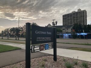 Gateway Park © Ethan on Google Maps