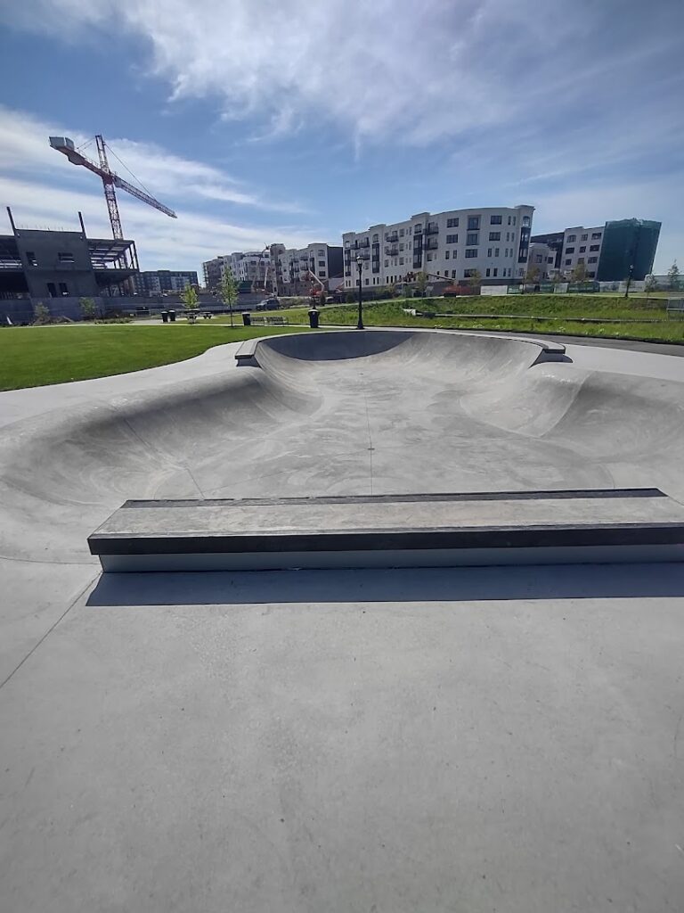 Gateway Park © Mark Caldwell on Google Maps