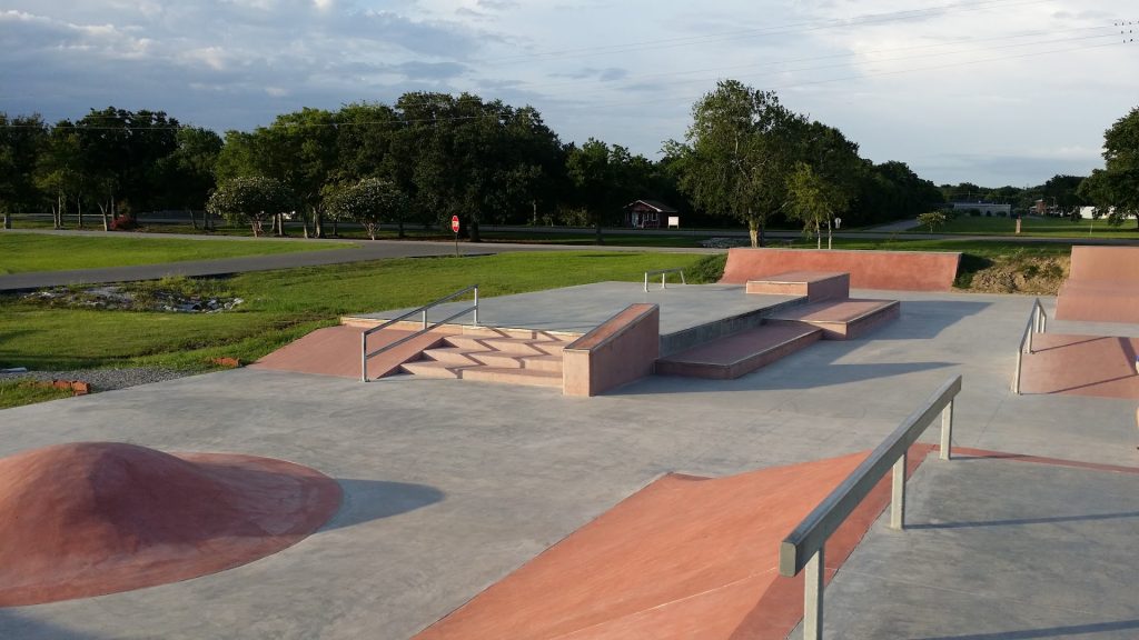 Golden Meadow Skatepark © Jenny on Google Maps