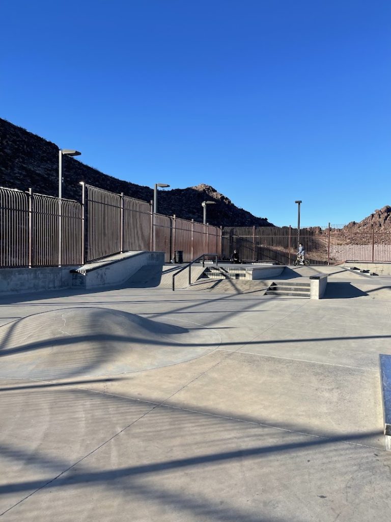 Hidden Falls Park Skatepark © Mathieu Major on Google Maps