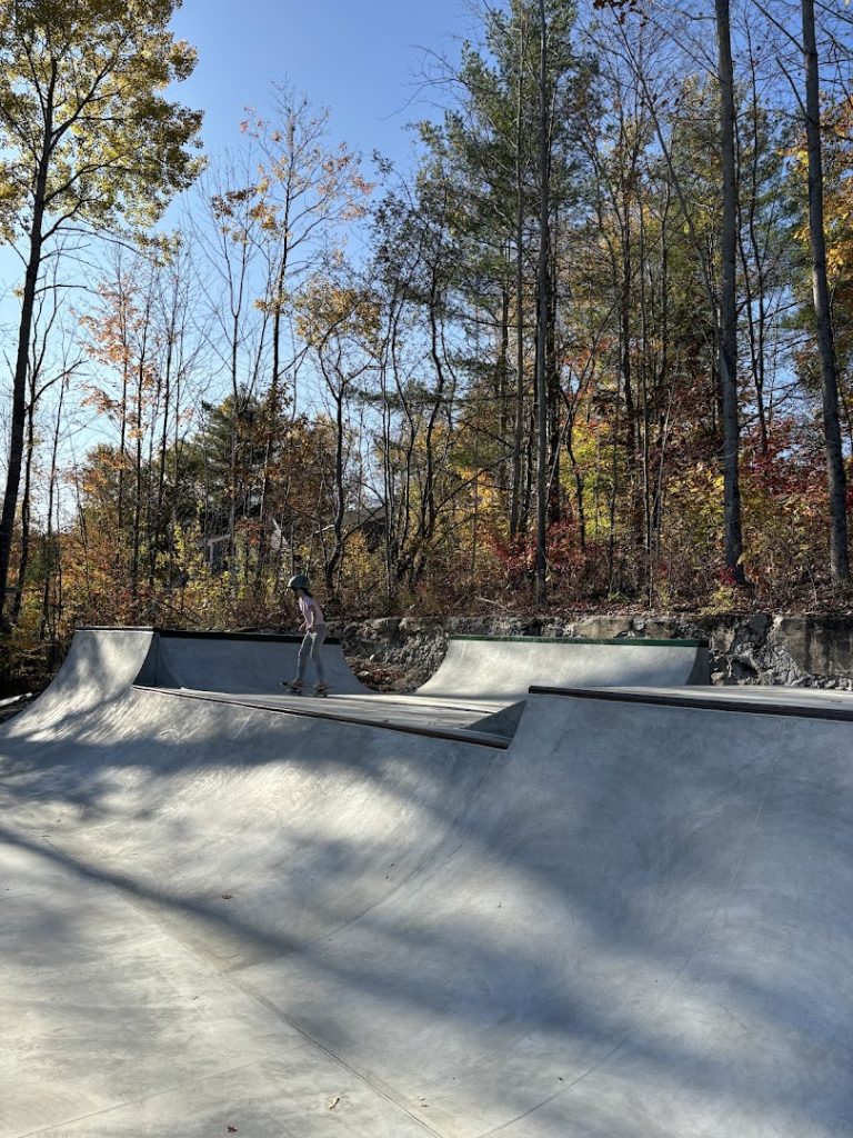 Lin-wood Skate Park © Kevin Bell on Google Maps