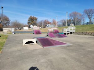 Lions Park Skateboard Park © Christopher Hart on Google Maps