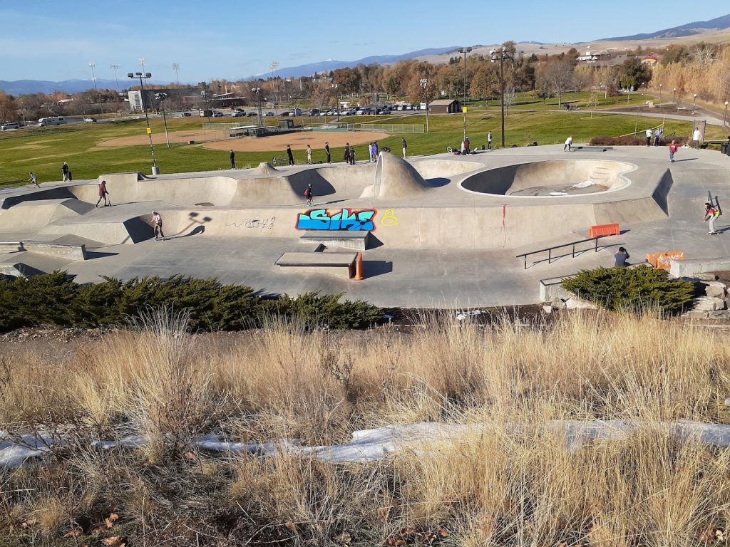 Mobash Skate Park © Guy Ray (THEREALGMFR) on Google Maps