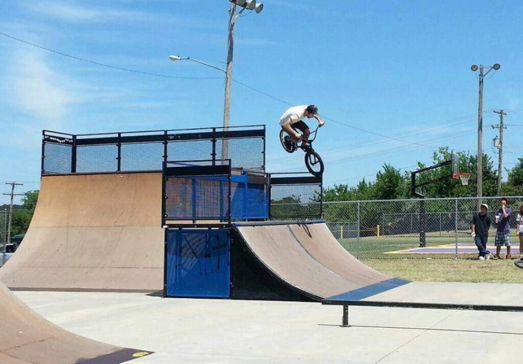 Monett Skatepark © Jesse Neff on Google Maps