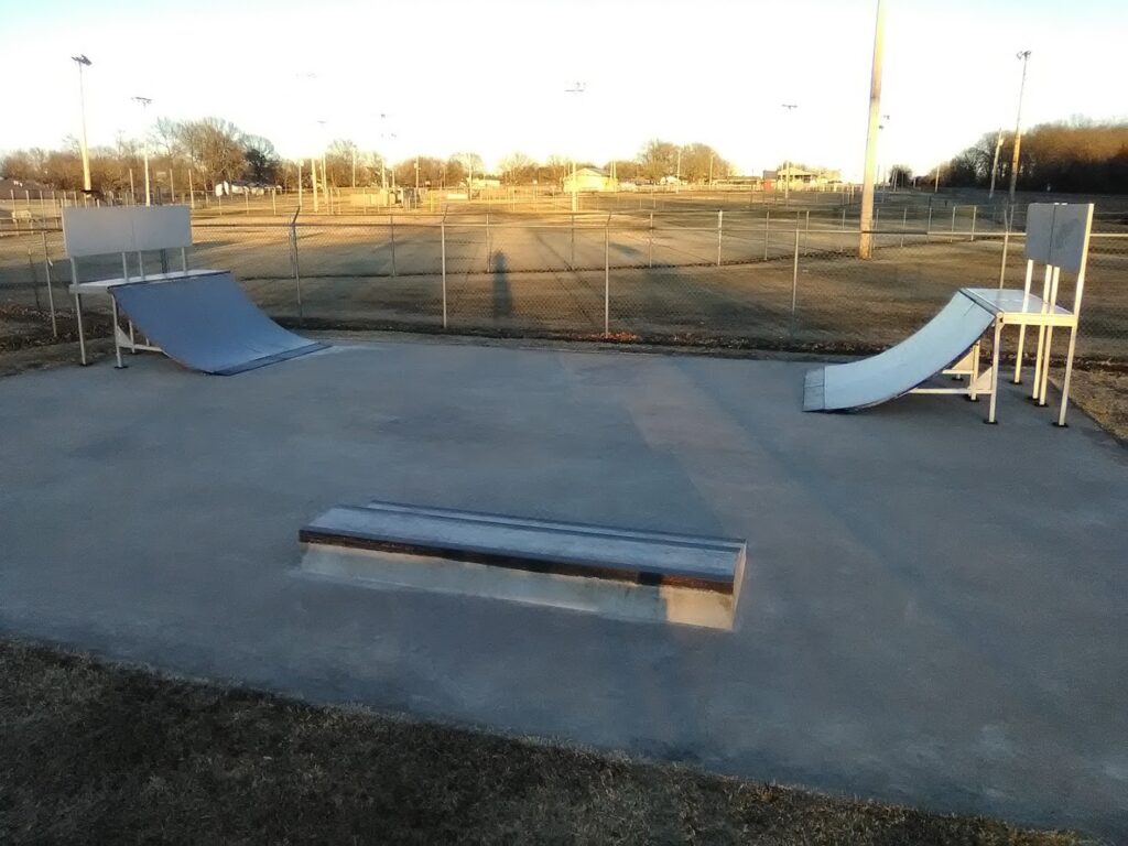Mountain Grove Skate Park © Chad McKee on Google Maps