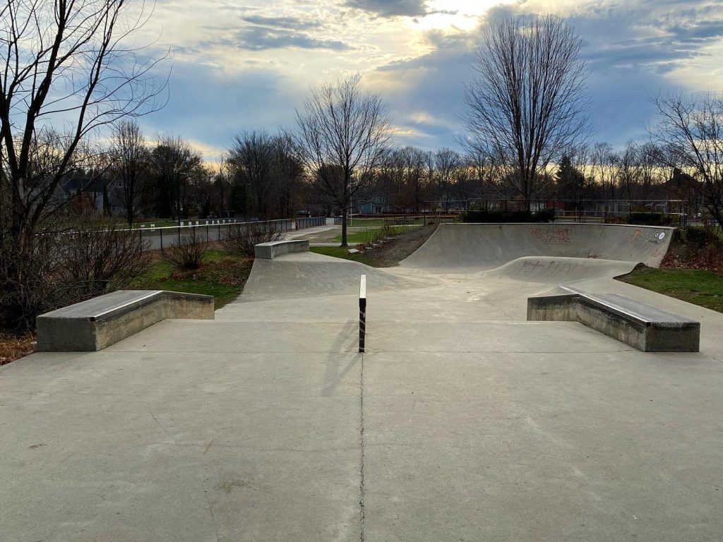 Pepperell Town Field Skatepark © Park Report on Google Maps
