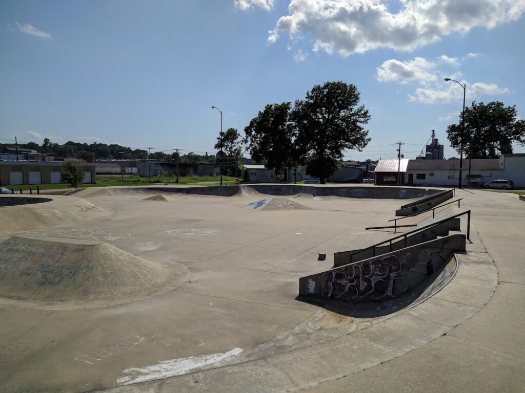 Robert Neathery Skate Park © AdmiralNoodle on Google Maps