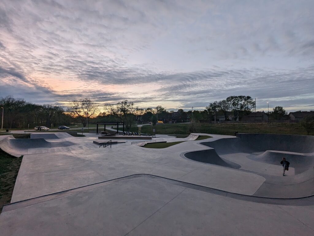 Rolling Magic Skate Park © Ashley Gamon on Google Maps