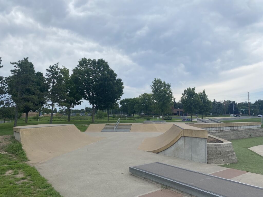 Round Lake Skate Plaza © Nathan Timmons on Google Maps