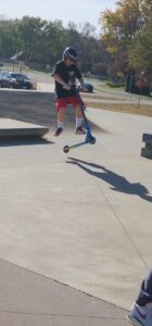 Round Lake Skate Plaza © HOLLYWOOD PlumbKra8zySRT on Google Maps