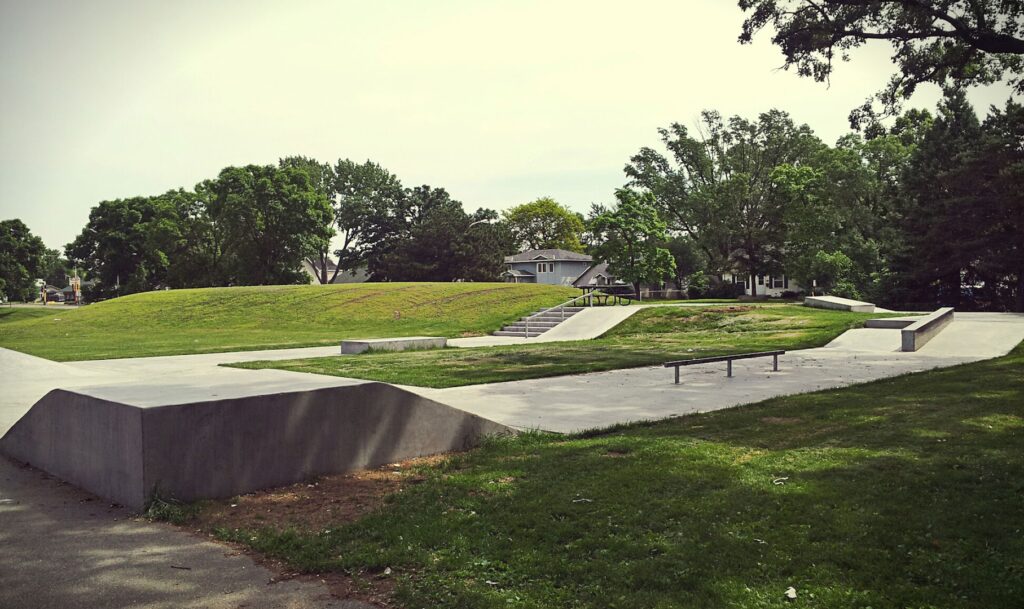Skatepark – Augsburg Park, Richfield © Wonder Hearts on Google Maps