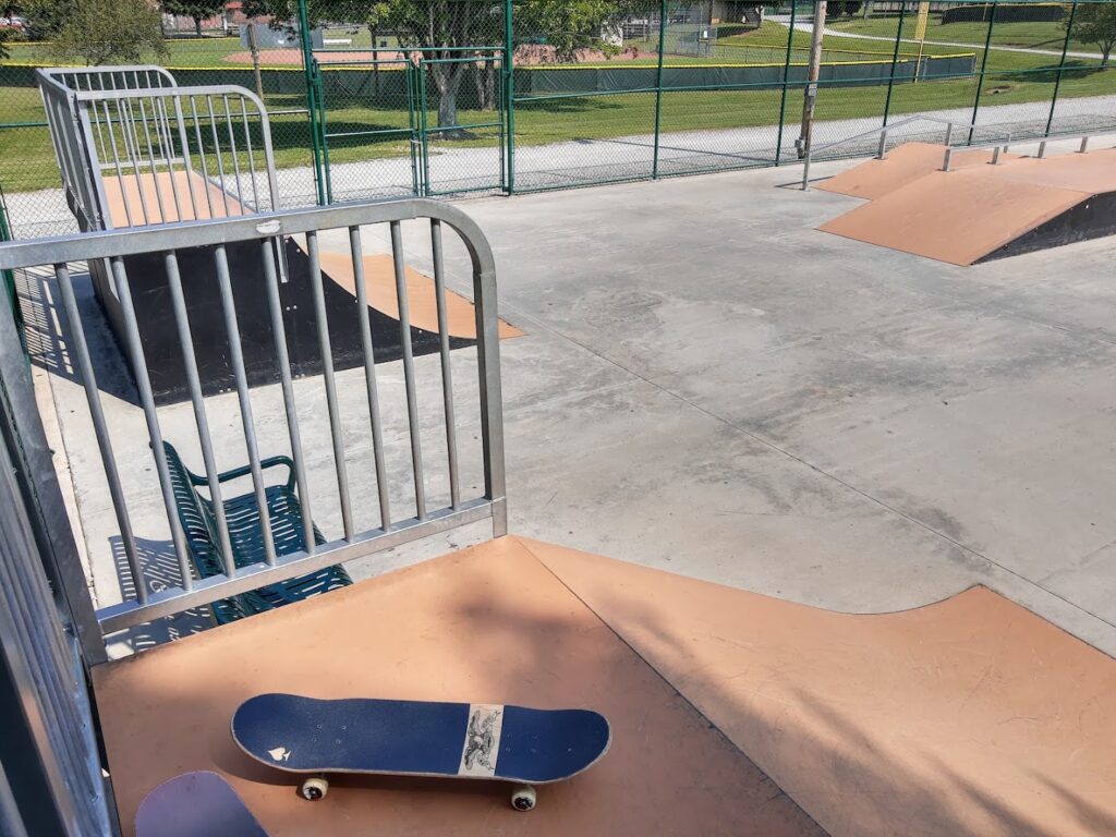 Skatepark Mcminnville Tn Civic Center © HI-DEF CREATIVE on Google Maps