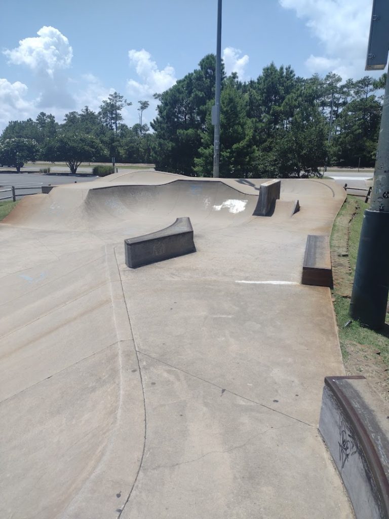 Aviation Skatepark © Chris Price on Google Maps