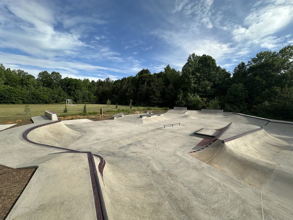 Hillsborough Skate Spot © David Hunt on Google Maps