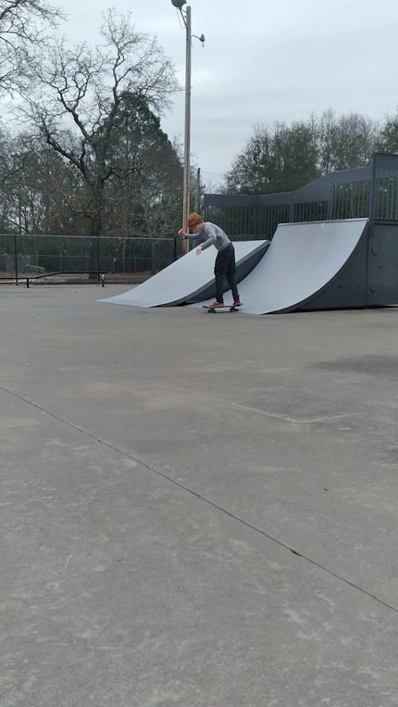 Kershaw Skate Park © StevO (AyoStevO) on Google Maps
