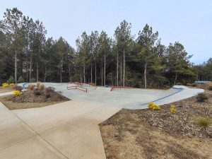 Newberry Skatepark © Chuck Ponton (Starclap92) on Google Maps