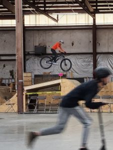 The Hangar Skatepark © Elizabeth Cardona R. on Google Maps